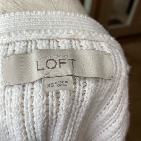 Ann Taylor Loft sweater - Picture 4 of 5